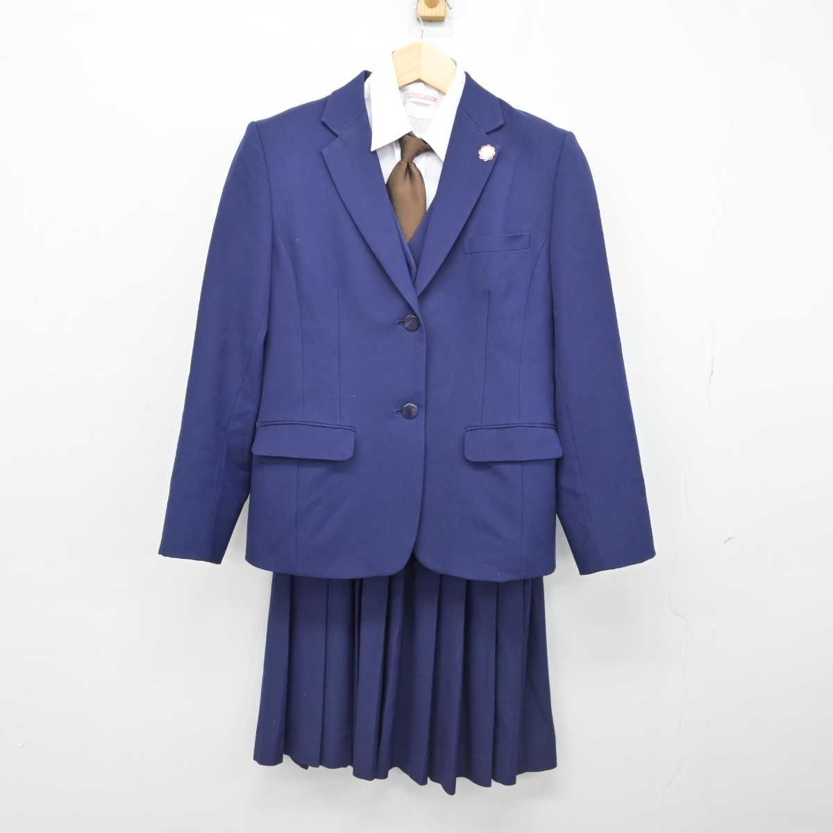 【中古】千葉県 千葉女子高等学校 女子制服 5点 (ブレザー・ベスト・シャツ・スカート) sf051744