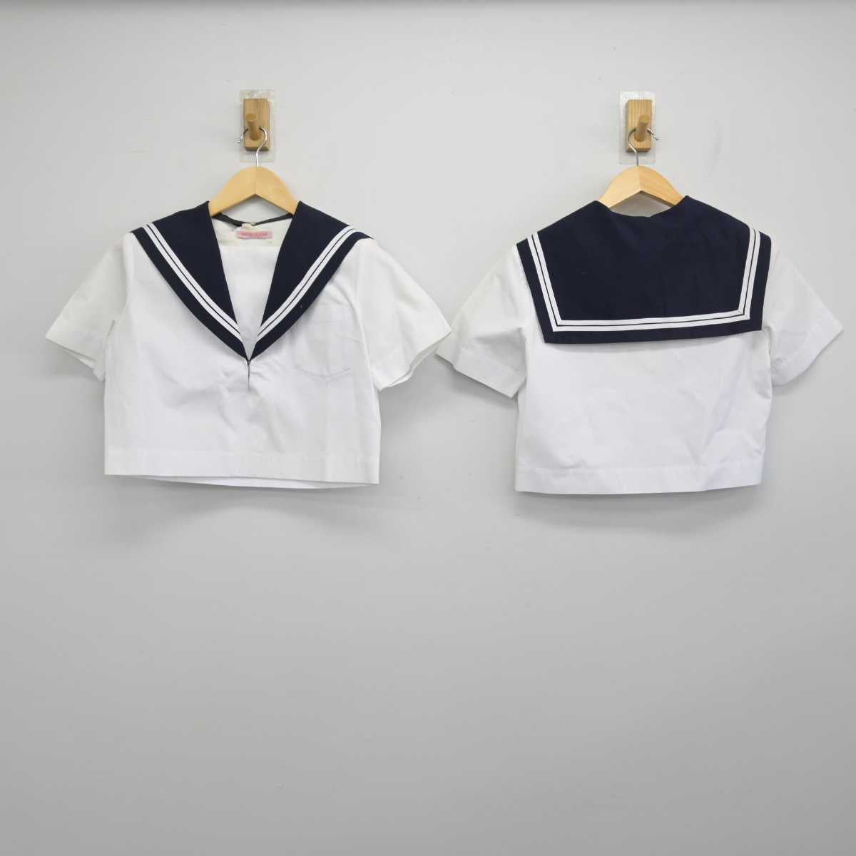 【中古】愛知県 桜花学園高等学校 /旧制服 女子制服 3点 (セーラー服・スカート) sf051819