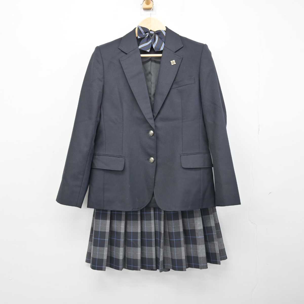 【中古】埼玉県 潮止中学校 女子制服 5点 (ブレザー・スカート) sf051823