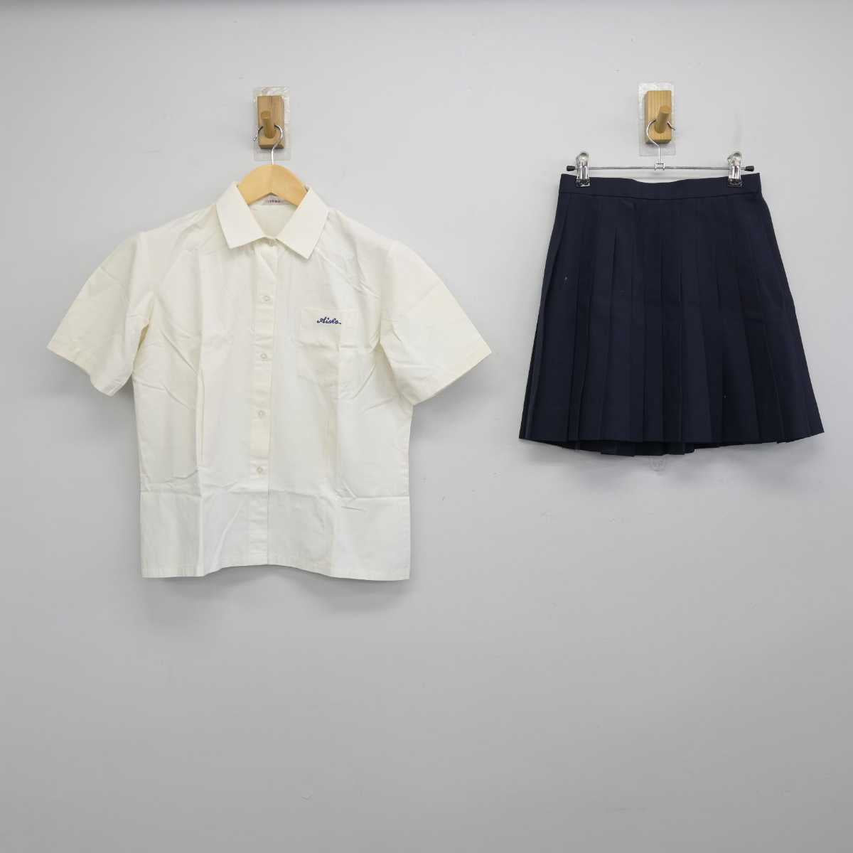 【中古】愛知県 愛知商業高等学校 女子制服 2点 (シャツ・スカート) sf051905