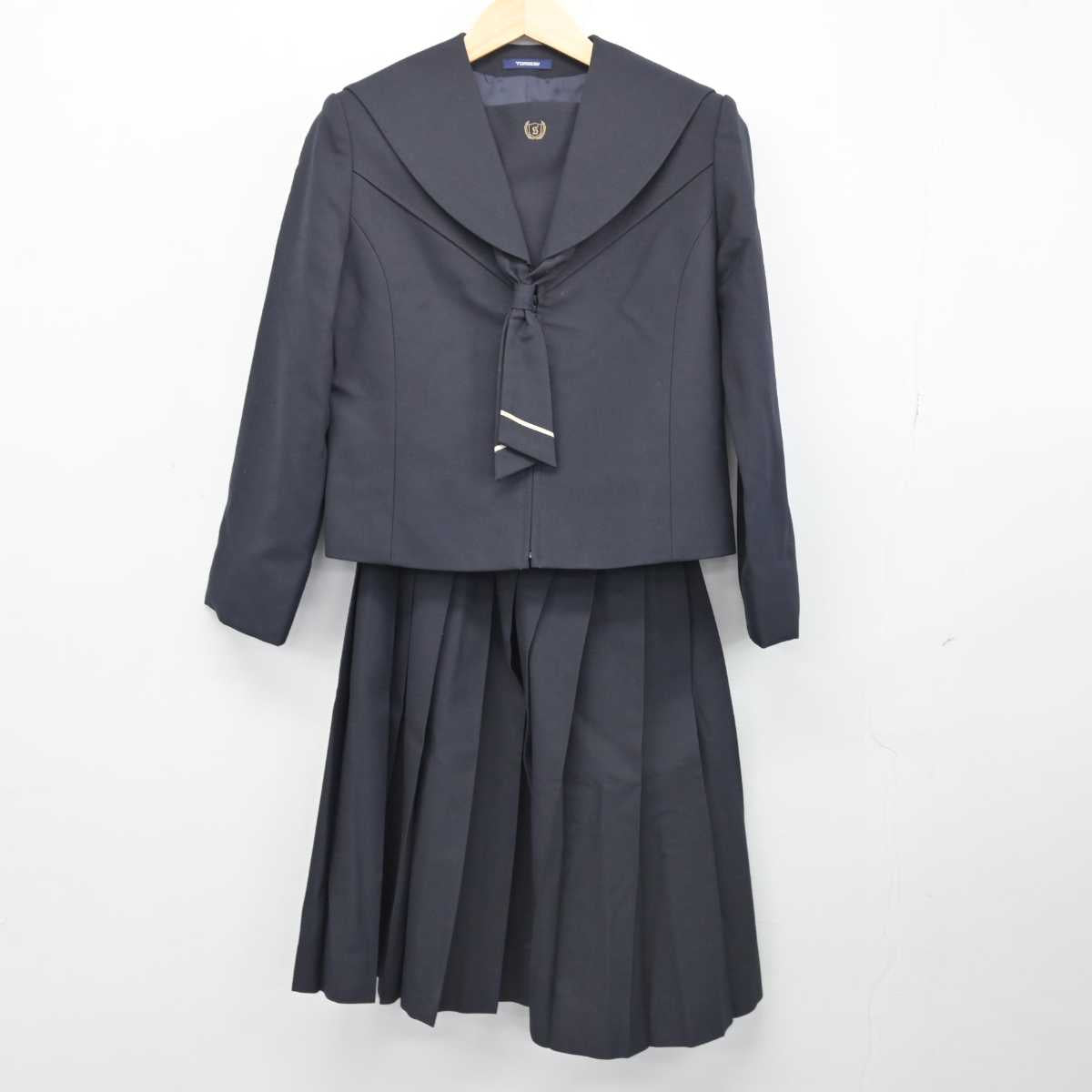 【中古】青森県 新城中学校 女子制服 3点 (セーラー服・スカート) sf051915