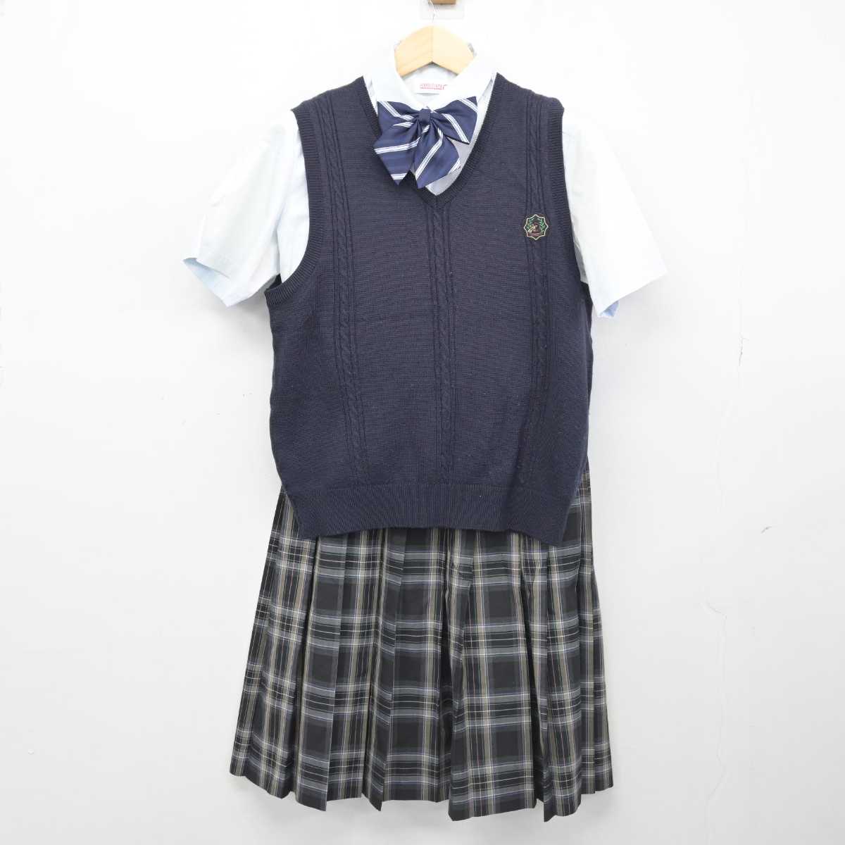 【中古】大阪府 浪速高等学校 女子制服 4点 (ニットベスト・シャツ・スカート) sf051920