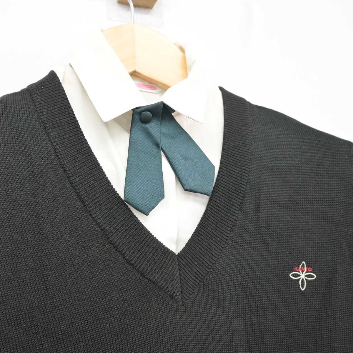 【中古】神奈川県 関東学院中学校・高等学校 女子制服 3点 (ニット・シャツ) sf051942