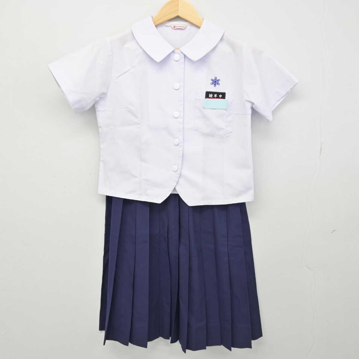 【中古】長崎県 諫早中学校 女子制服 2点 (シャツ・スカート) sf051993