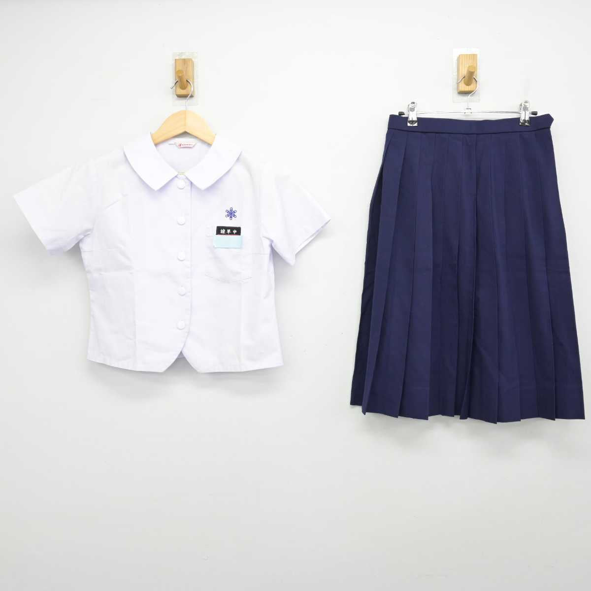 【中古】長崎県 諫早中学校 女子制服 2点 (シャツ・スカート) sf051993