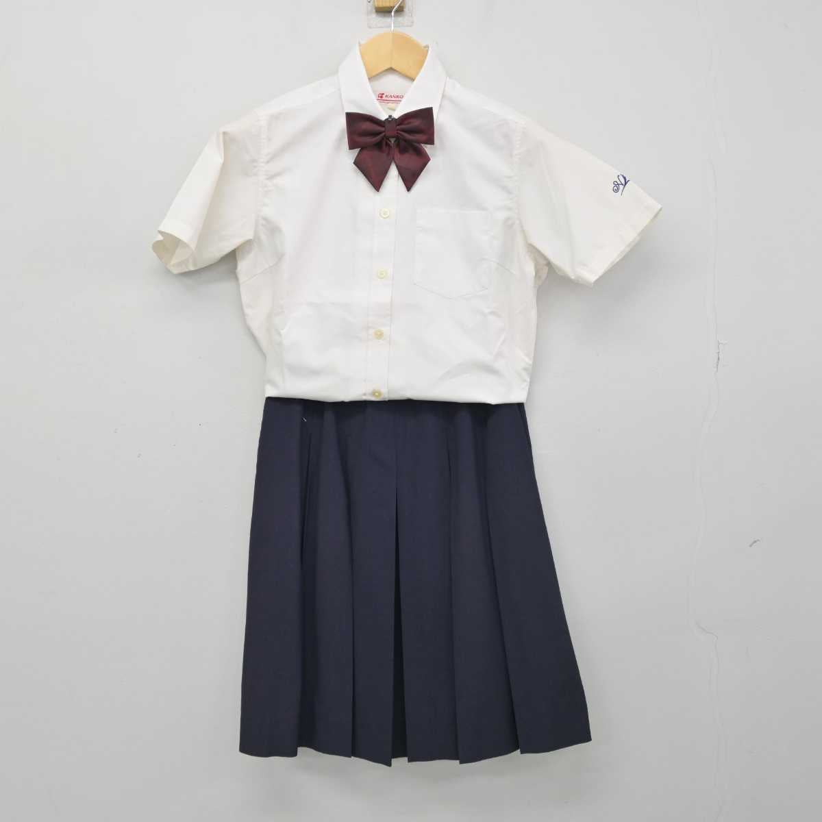 【中古】山梨県 甲府西高等学校 女子制服 3点 (シャツ・スカート) sf052044