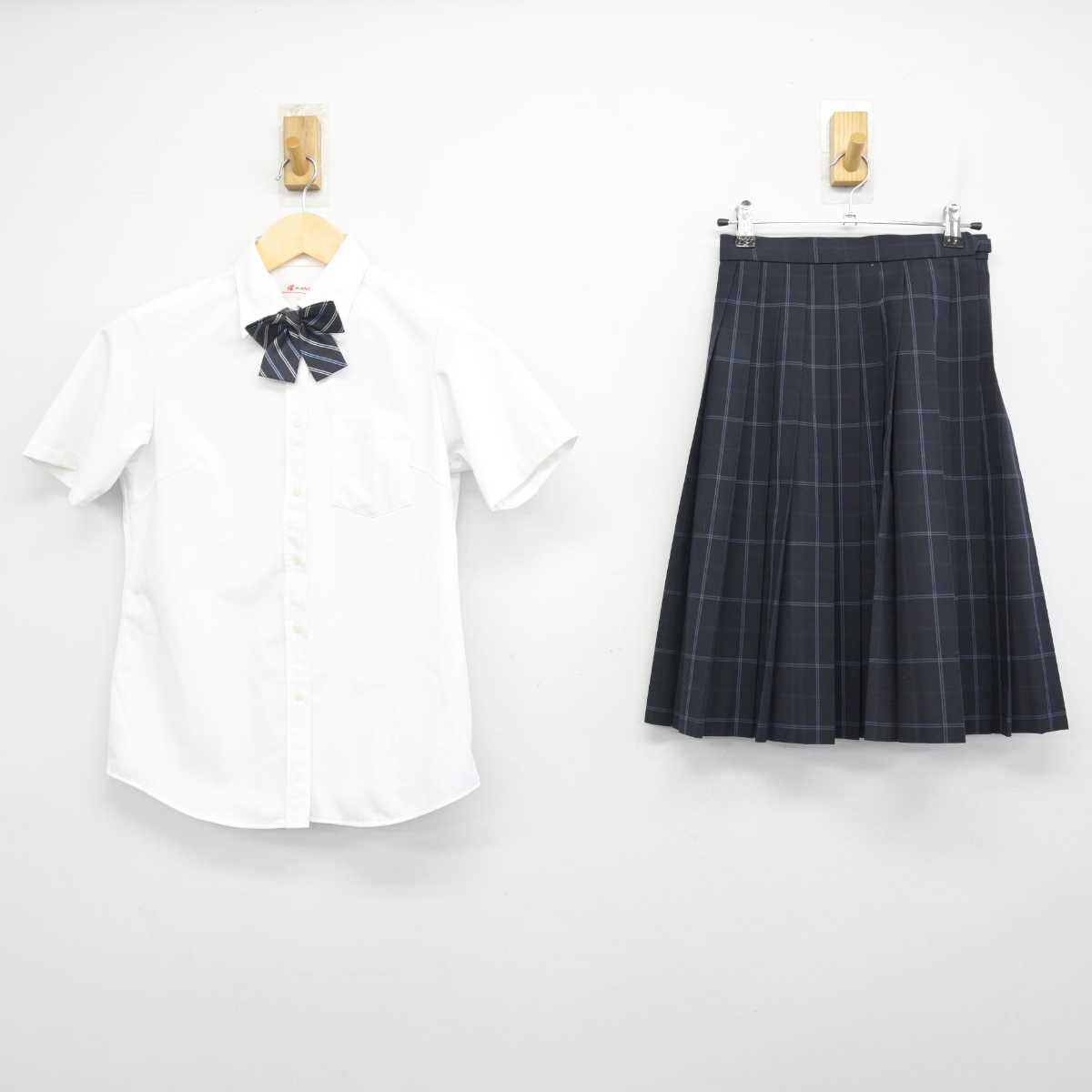 【中古】愛知県 西陵高等学校 女子制服 3点 (シャツ・スカート) sf052159