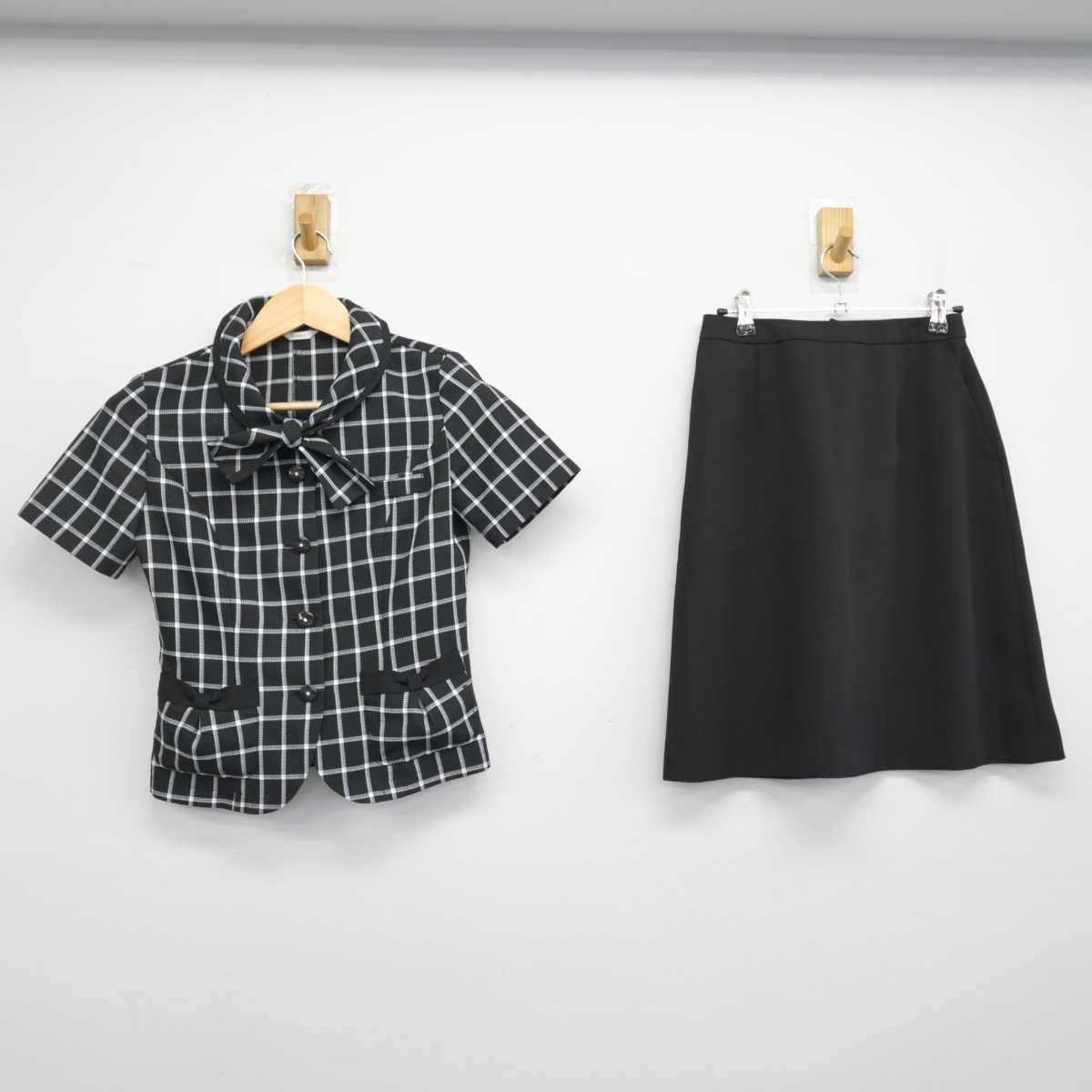 【中古】 事務服 女子制服 2点 (シャツ・スカート) sf052224