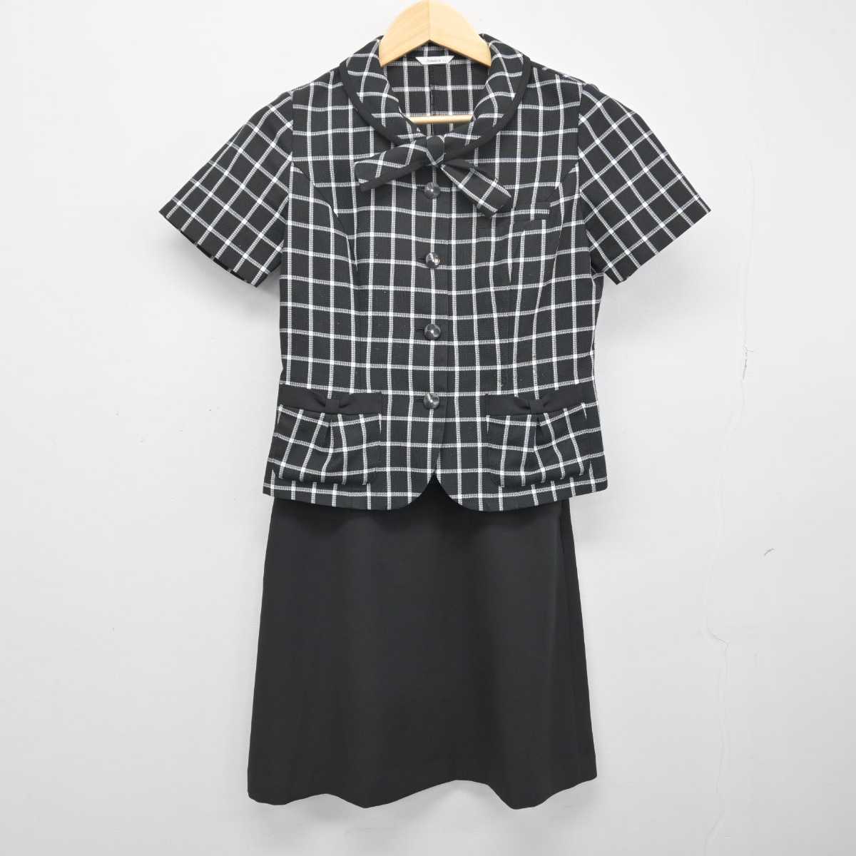 【中古】 事務服 女子制服 2点 (シャツ・スカート) sf052228