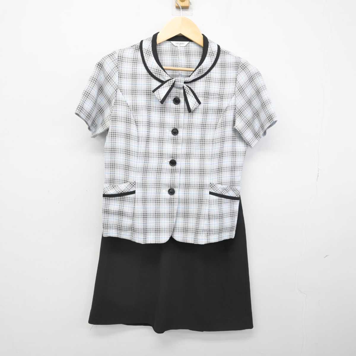 【中古】 事務服 女子制服 2点 (ブラウス・スカート) sf052243