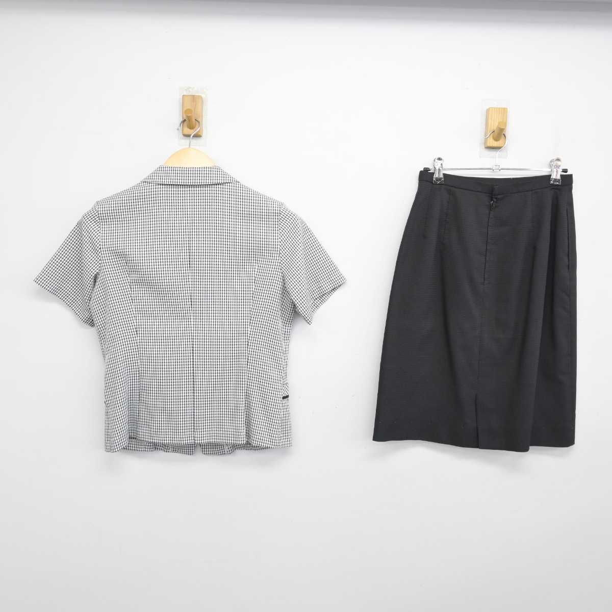 【中古】 事務服 女子制服 2点 (ブラウス・スカート) sf052245