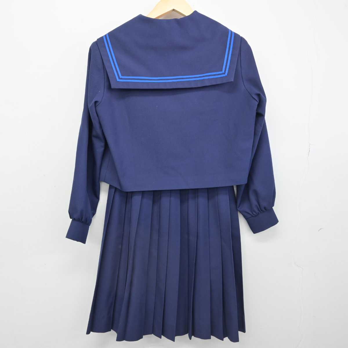 【中古】愛知県 石尾台中学校 女子制服 3点 (セーラー服・スカート) sf052280