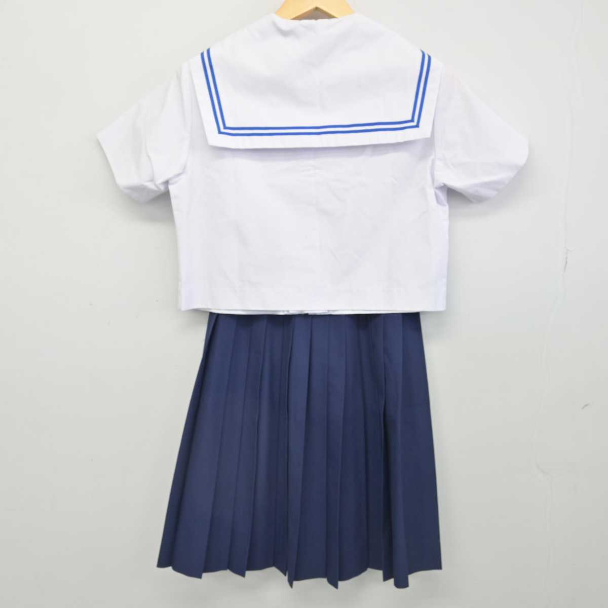 【中古】愛知県 石尾台中学校 女子制服 4点 (セーラー服・スカート) sf052281