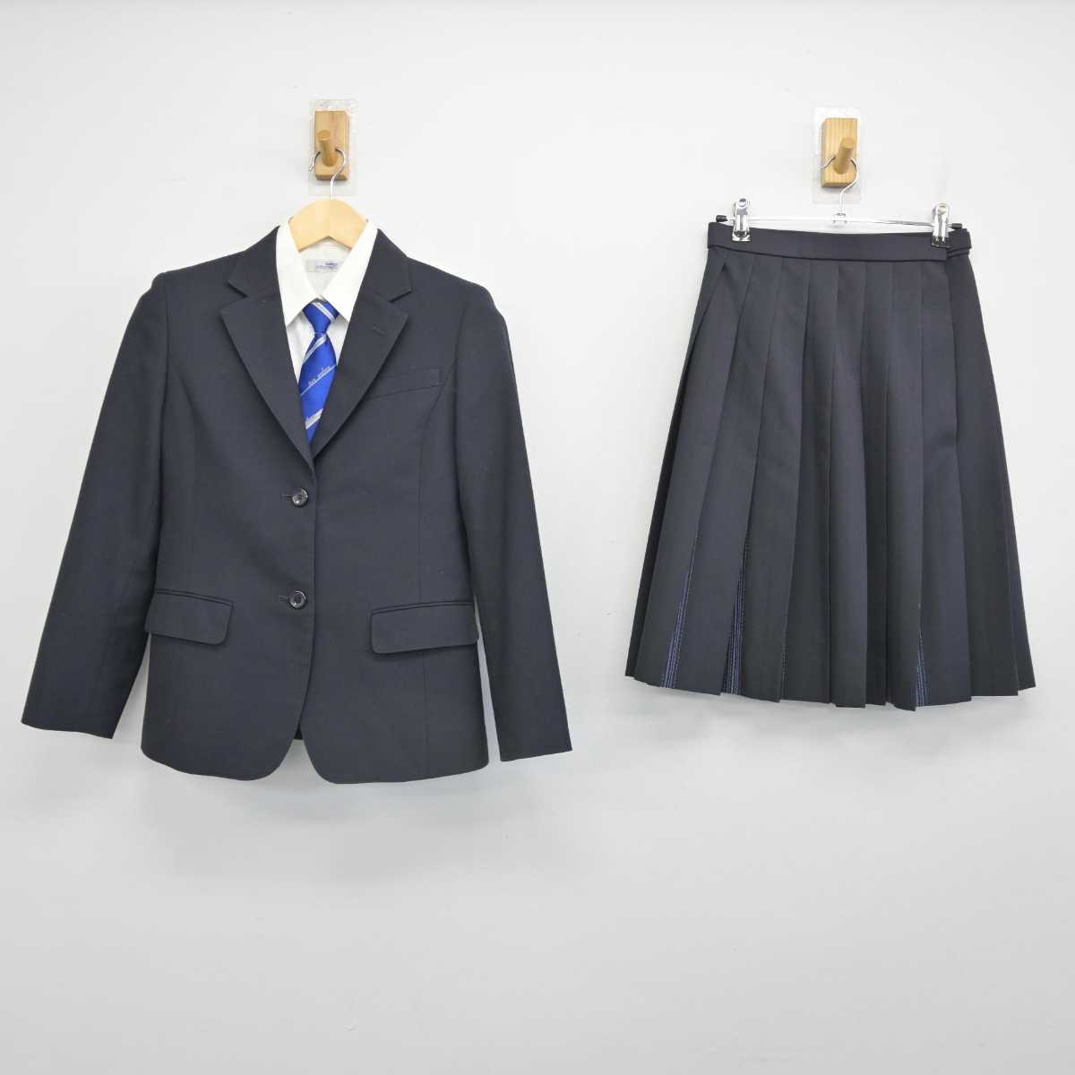 【中古】神奈川県 桐蔭学園高等学校 女子制服 4点 (ブレザー・シャツ・スカート) sf052287