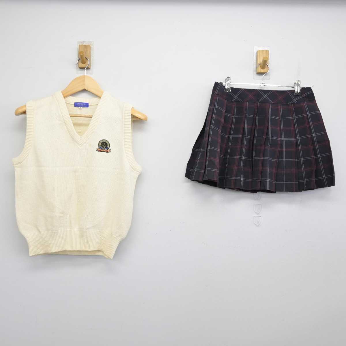 【中古】千葉県 船橋旭高等学校 女子制服 2点 (ニットベスト・スカート) sf052349