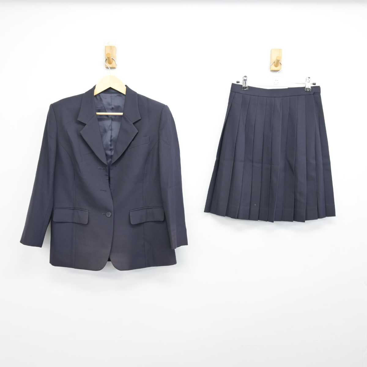 【中古】千葉県 国府台高等学校 女子制服 3点 (ブレザー・スカート) sf052431