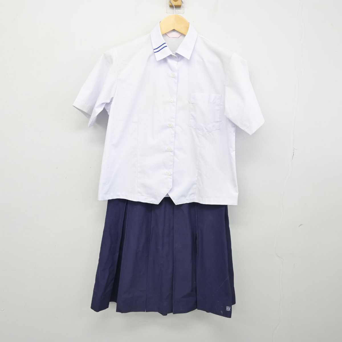 【中古】愛知県 瀬戸高等学校 女子制服 2点 (シャツ・スカート) sf052439