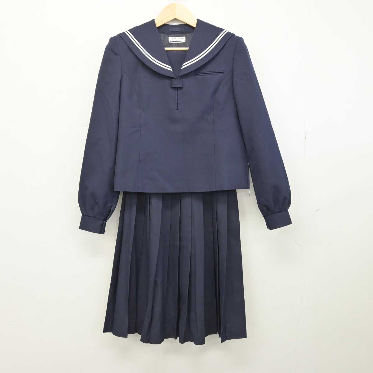 【中古】北海道 苫小牧東中学校 女子制服 2点 (セーラー服・スカート) sf052489