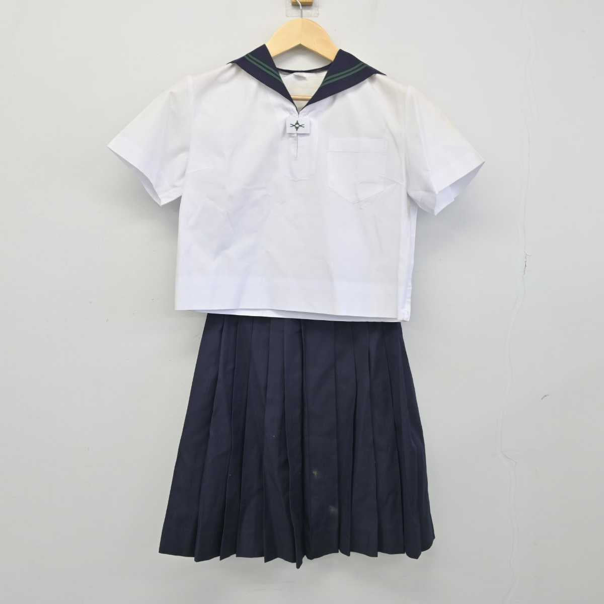 【中古】東京都 二松學舍大学附属高等学校 女子制服 2点 (セーラー服・スカート) sf052494