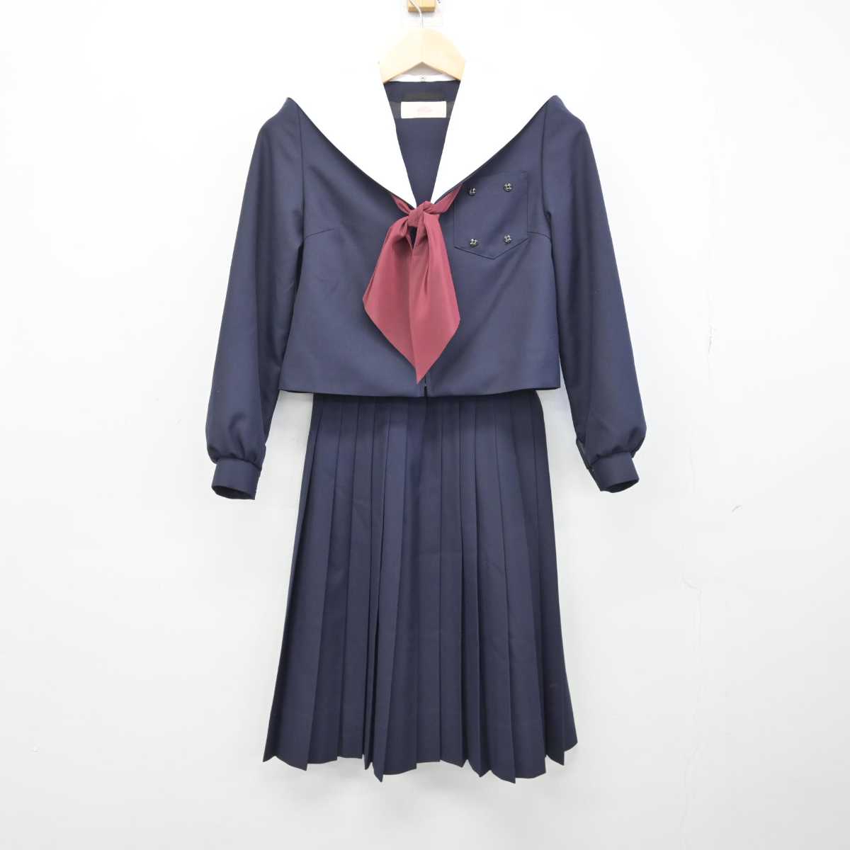 【中古】愛知県 暁中学校 女子制服 3点 (セーラー服・スカート) sf052497