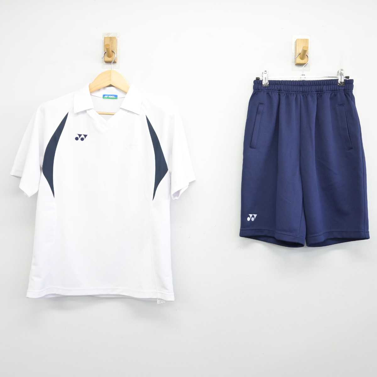 【中古】愛媛県 聖カタリナ学園高等学校 女子制服 2点 (体操服 上・体操服 下) sf052528