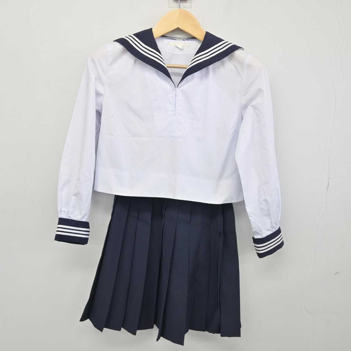 【中古】広島県 広島皆実高等学校 女子制服 5点 (セーラー服・セーラー服・スカート) sf052595