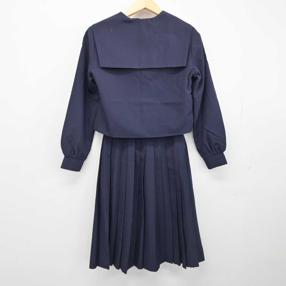 【中古】愛知県 志段味中学校 女子制服 2点 (セーラー服・スカート) sf052642