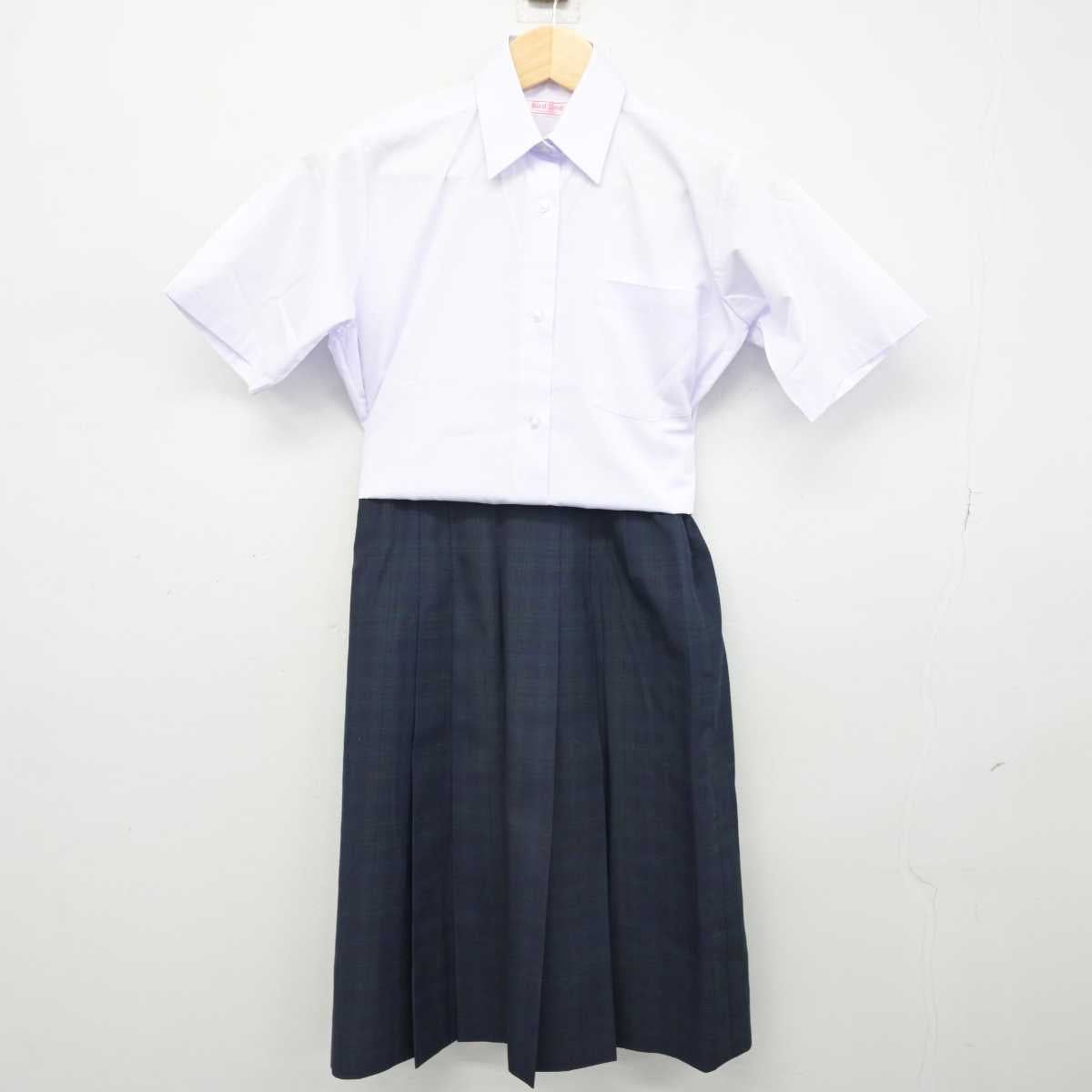 【中古】栃木県 泉が丘中学校 女子制服 2点 (シャツ・スカート) sf052673