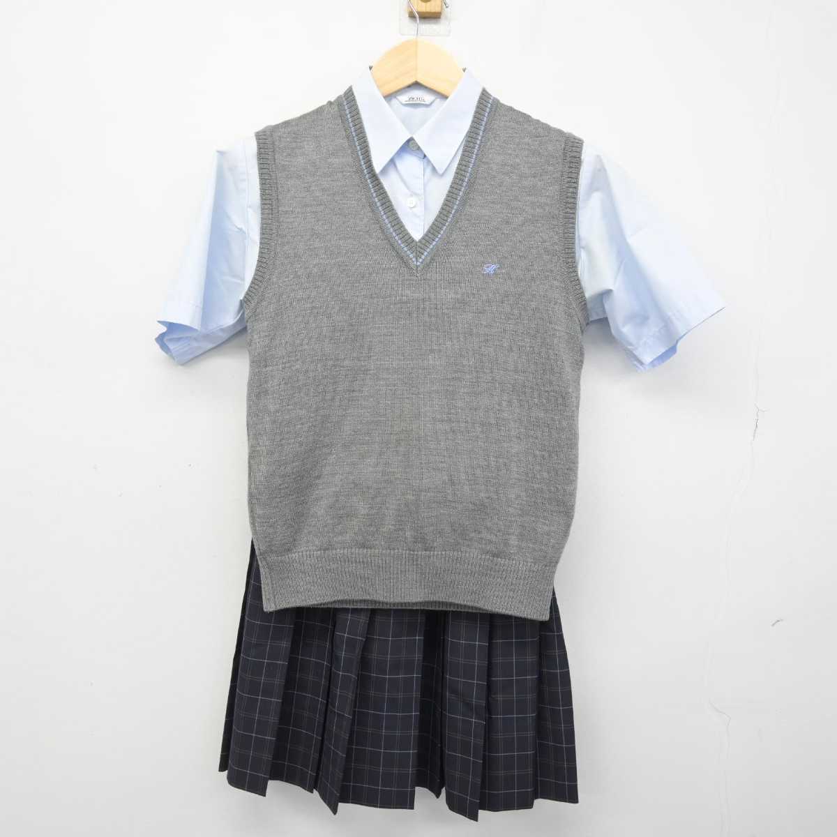 【中古】千葉県 日出学園高等学校 女子制服 3点 (ニットベスト・シャツ・スカート) sf052735