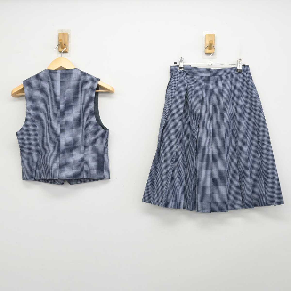 【中古】愛知県 東邦高等学校 女子制服 2点 (ベスト・スカート) sf052810