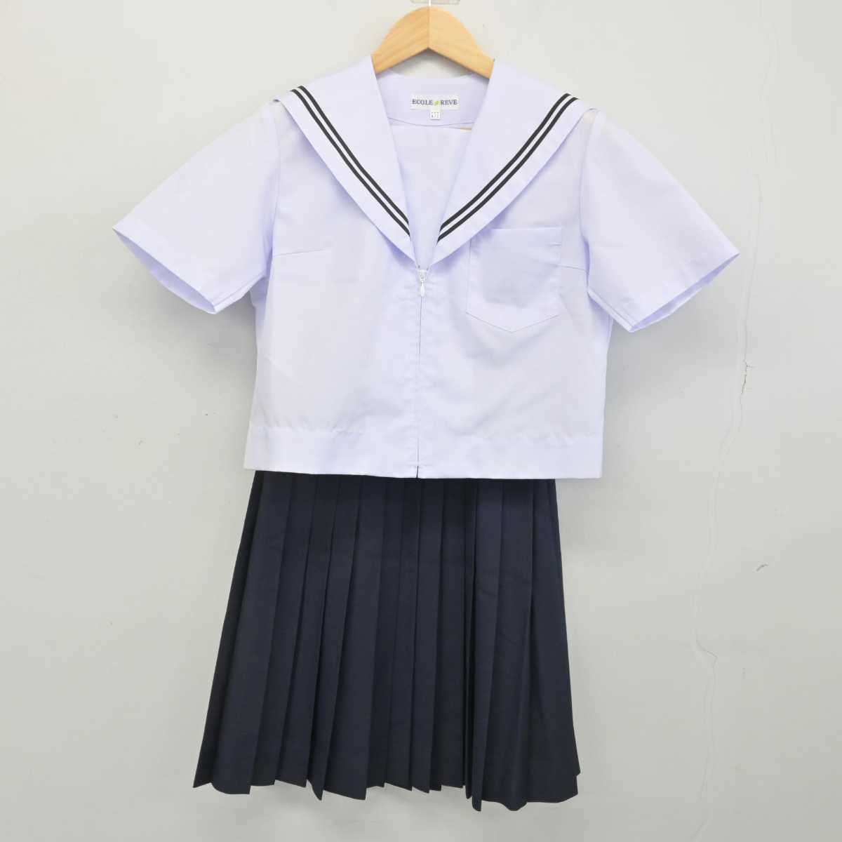 【中古】愛知県 稲沢市立大里中学校 女子制服 2点 (セーラー服・スカート) sf052851