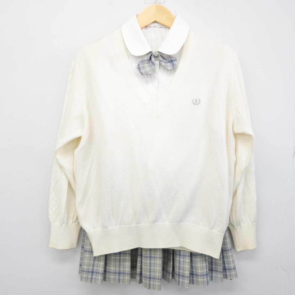 【中古】東京都 日本大学第二高等学校 女子制服 4点 (ニット・シャツ・スカート) sf052910