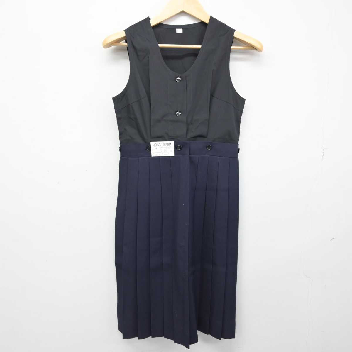 【中古】神奈川県 聖ヨゼフ学園中学校 女子制服 3点 (セーラー服・スカート) sf052917