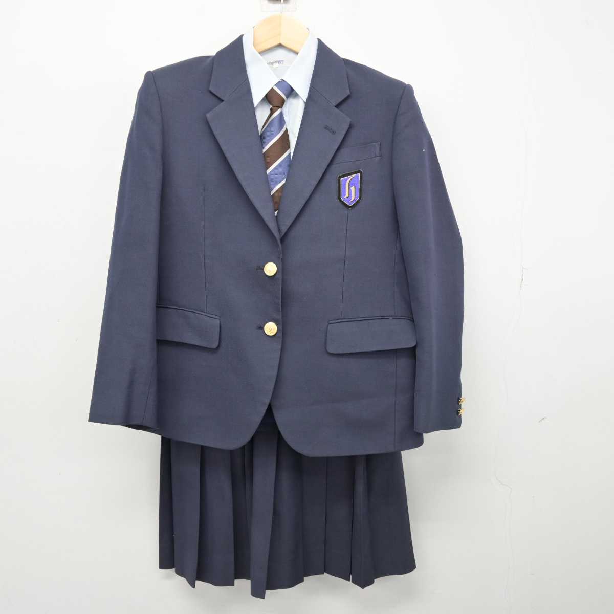 【中古】広島県 広島国際学院高等学校 女子制服 4点 (ブレザー・シャツ・スカート) sf052961