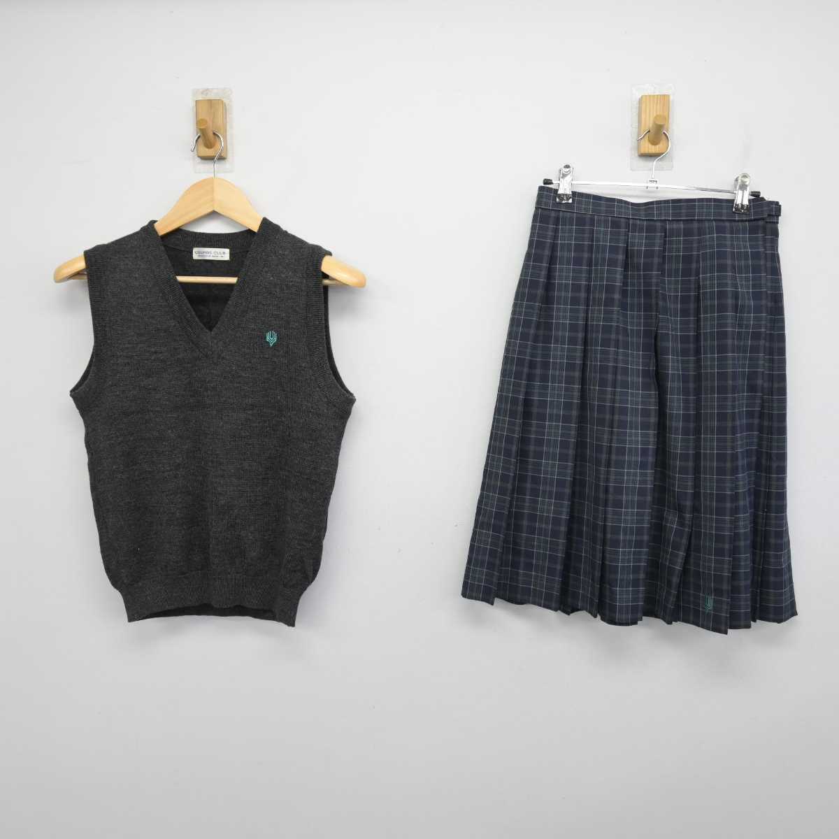 【中古】大阪府 大阪学芸高等学校 女子制服 2点 (ニットベスト・スカート) sf053002