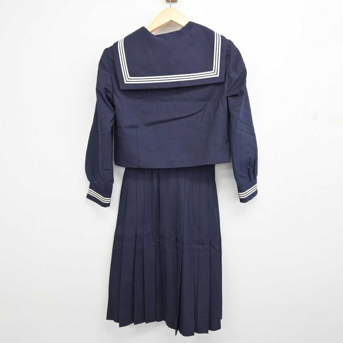 【中古】千葉県 松尾中学校 女子制服 3点 (セーラー服・スカート) sf053022