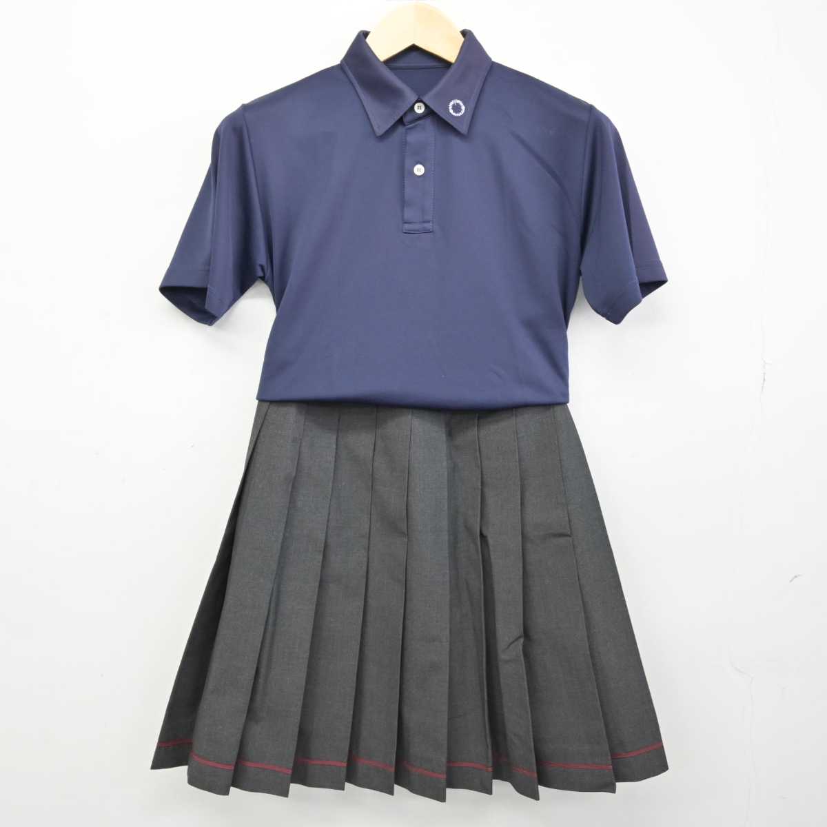 【中古】東京都 桜美林高等学校 女子制服 3点 (シャツ・シャツ・スカート) sf053041