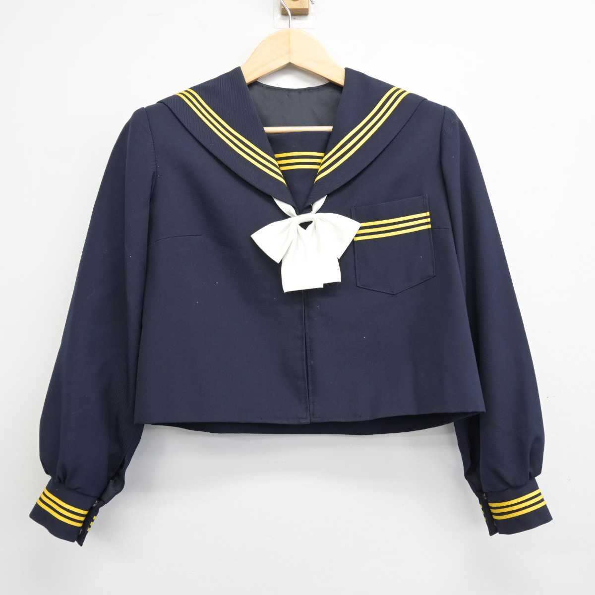 【中古】静岡県 浜松市浜名中学校 女子制服 2点 (セーラー服・スカート) sf053107