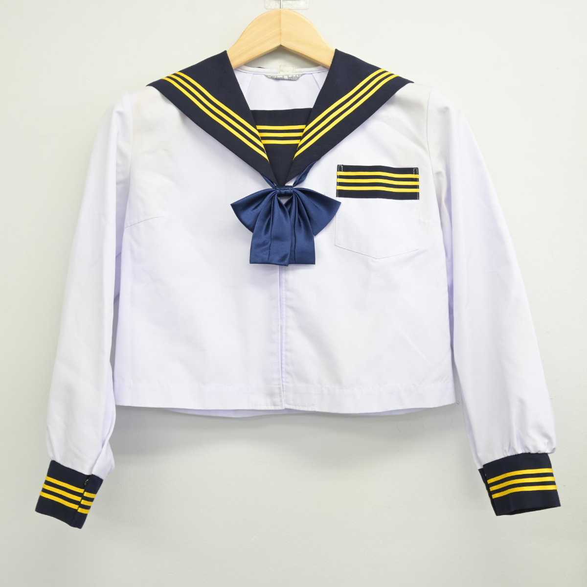 【中古】静岡県 浜松市浜名中学校 女子制服 2点 (セーラー服・スカート) sf053109