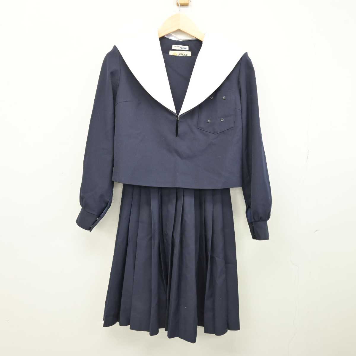 【中古】愛知県 豊明中学校 女子制服 2点 (セーラー服・スカート) sf053148