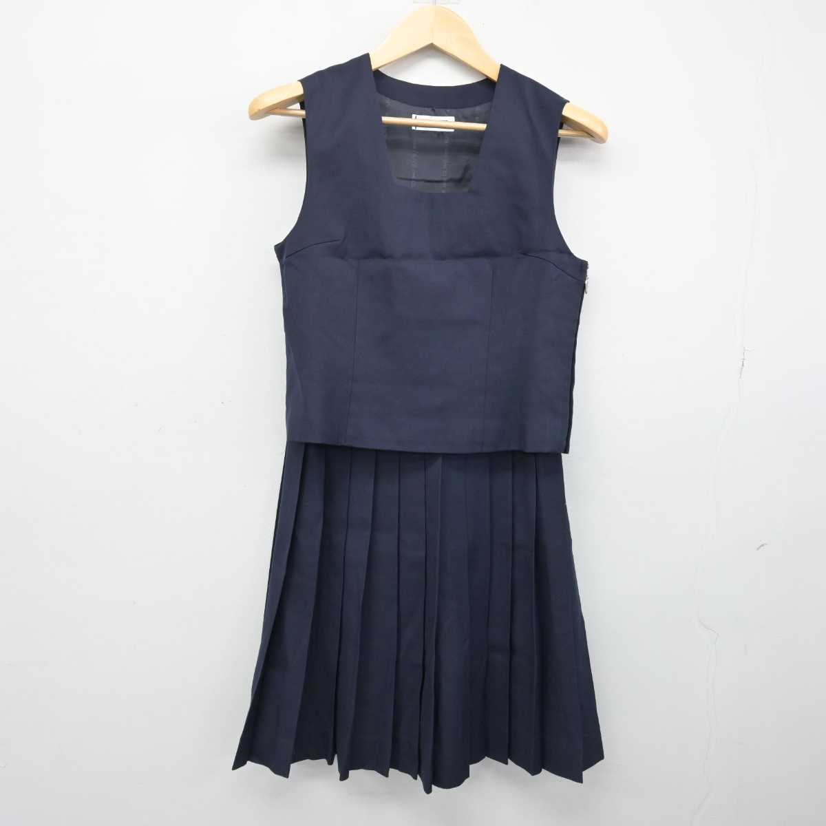 【中古】埼玉県 木崎中学校 女子制服 2点 (ベスト・スカート) sf053157