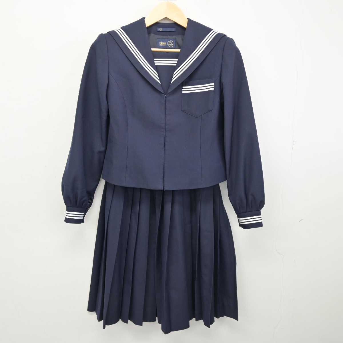 【中古】静岡県 周南中学校 女子制服 2点 (セーラー服・スカート) sf053158