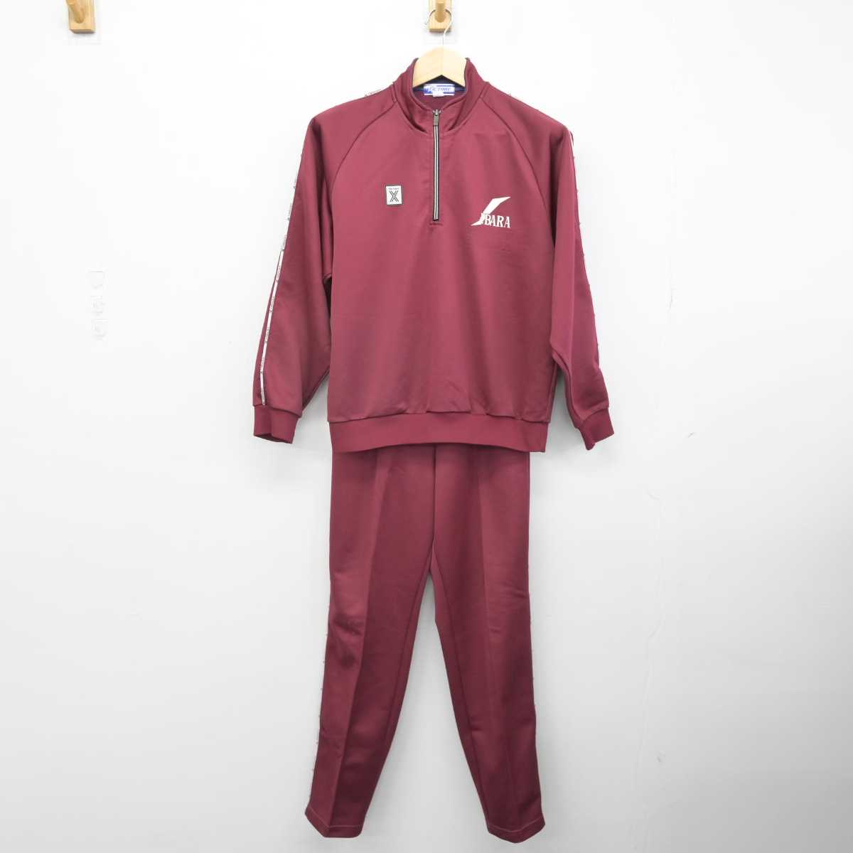 【中古】岡山県 井原中学校 女子制服 3点 (ジャージ 上・体操服 上・ジャージ 下) sf053274