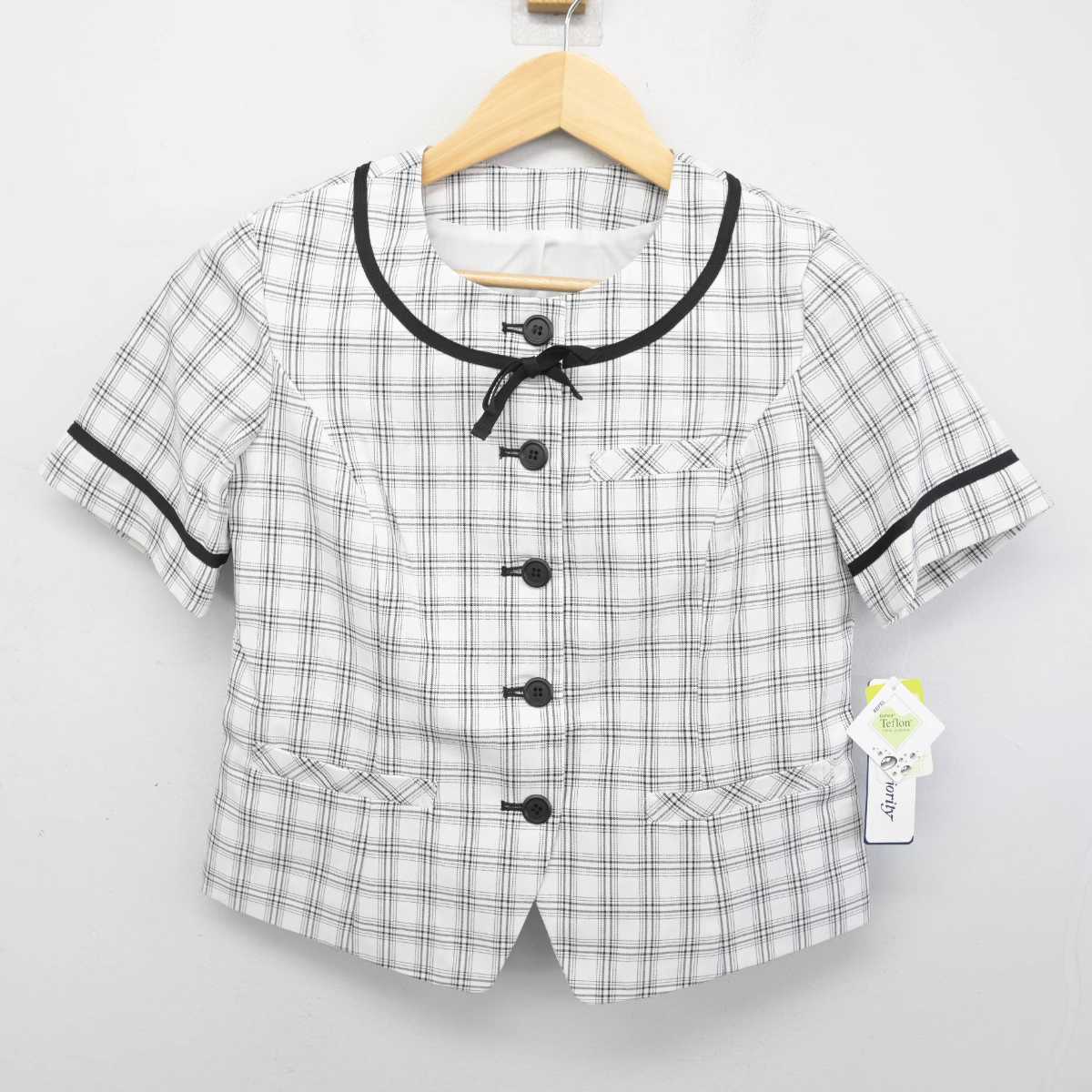 【中古】 事務服 女子制服 2点 (ブラウス・ベスト) sf053293