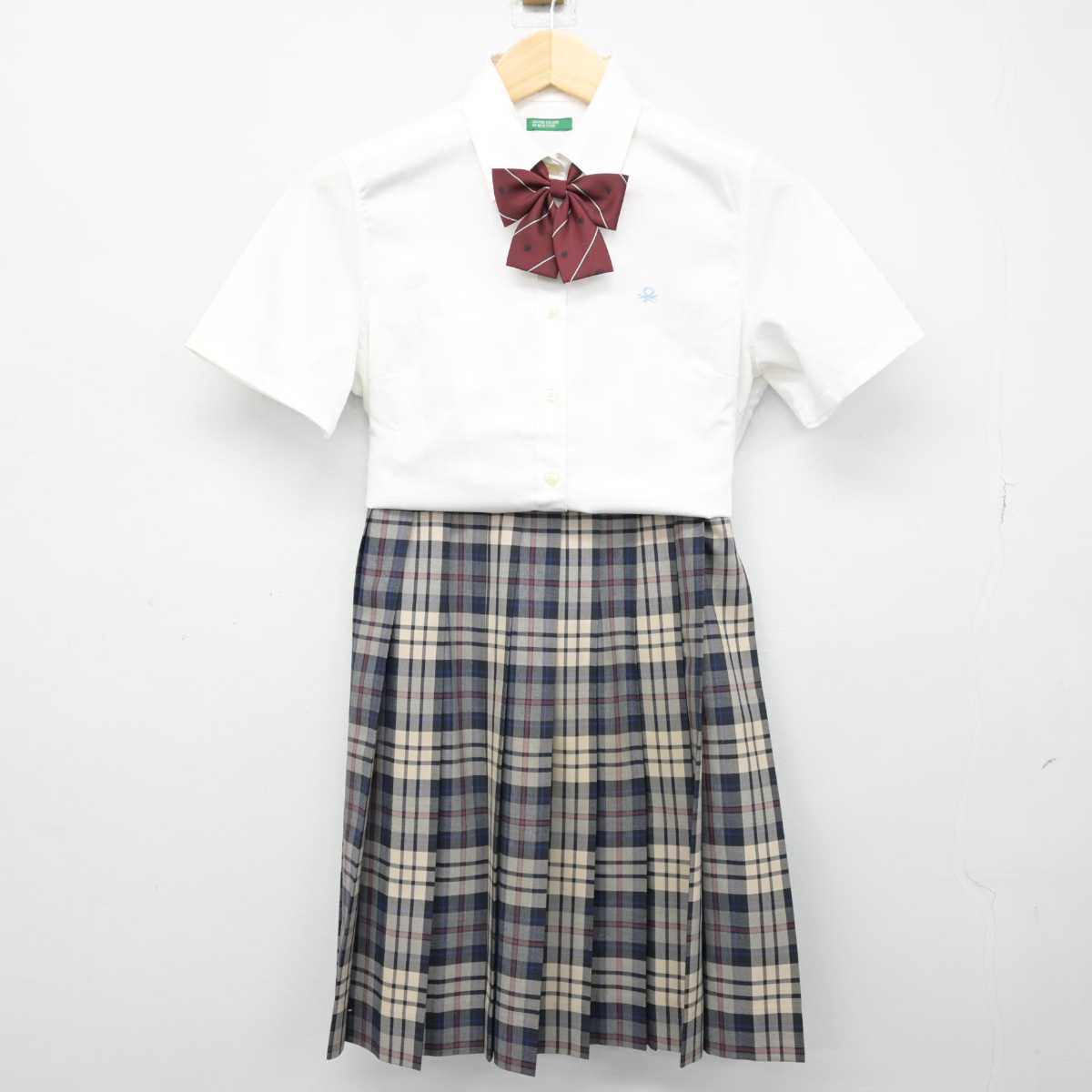 【中古】大阪府 四條畷学園高等学校 女子制服 3点 (シャツ・スカート) sf053311