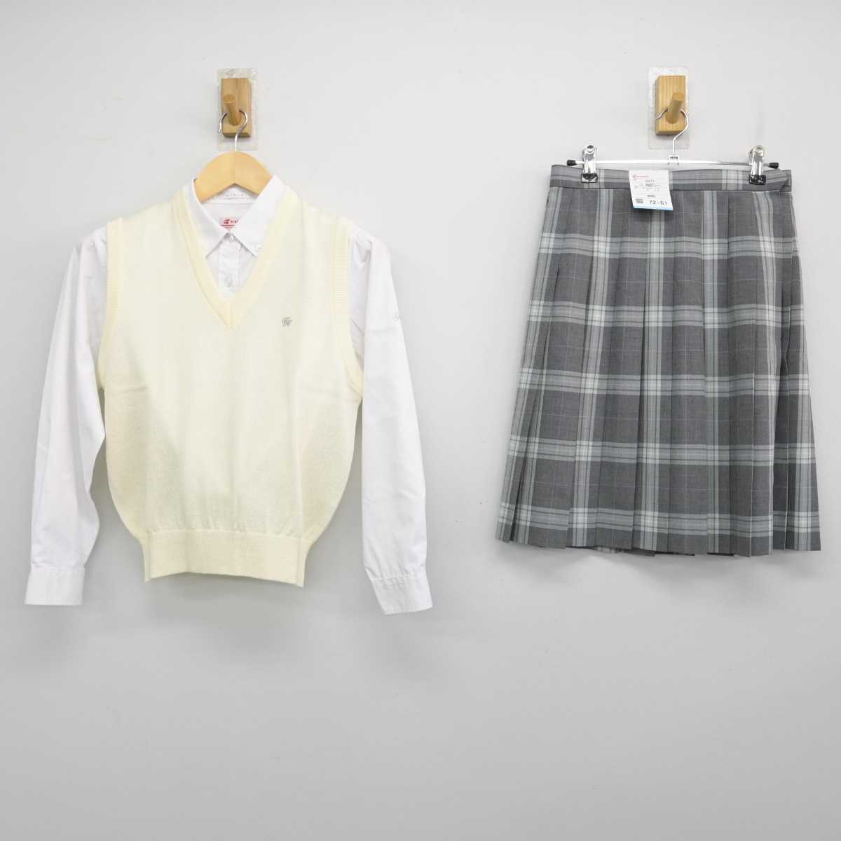 【中古】千葉県 東葉高等学校 女子制服 3点 (ニットベスト・シャツ・スカート) sf053337