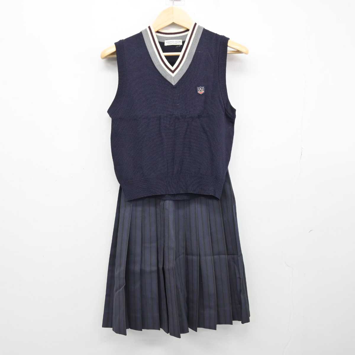 【中古】愛媛県 川之石高等学校 女子制服 3点 (ニットベスト・スカート) sf053408