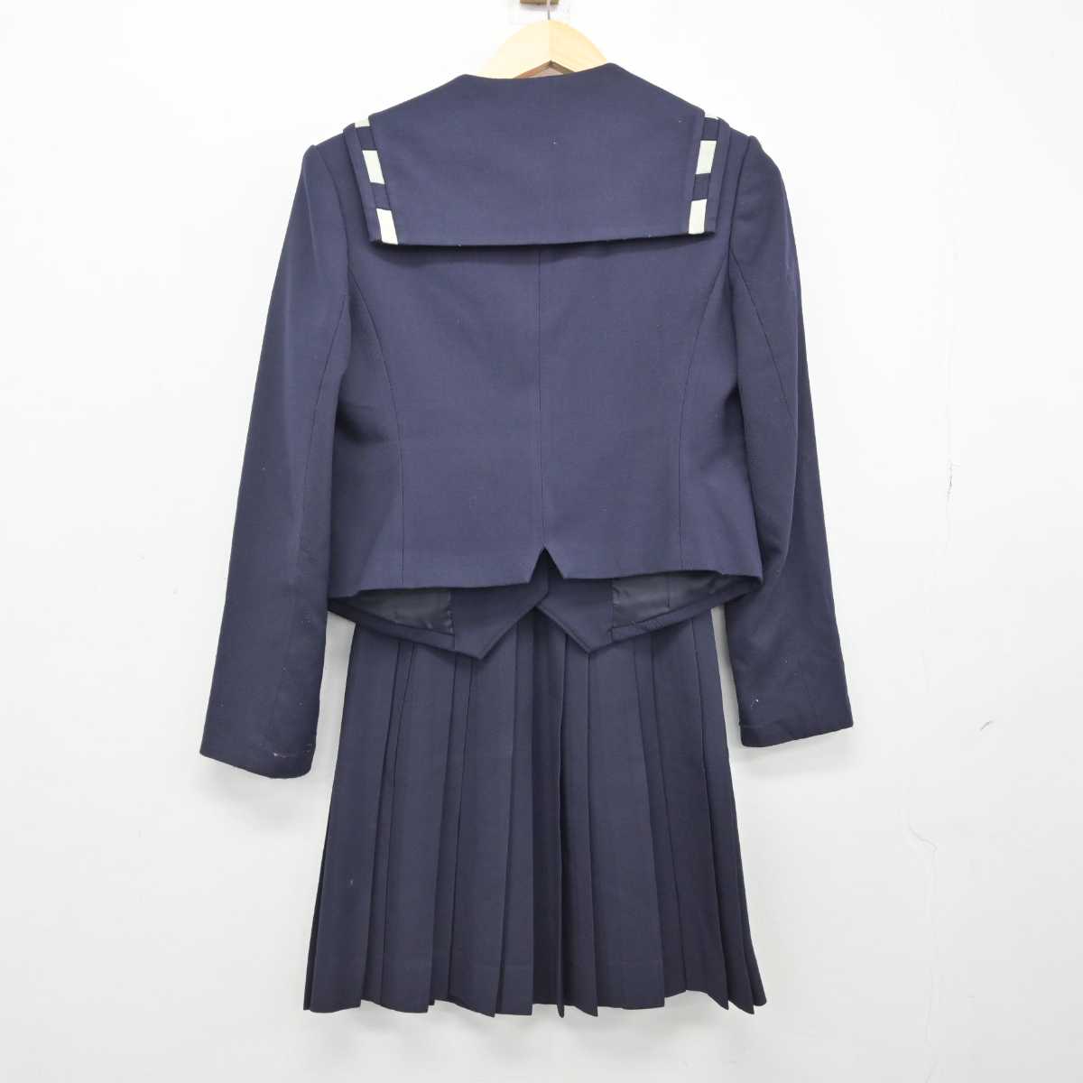 【中古】長崎県 長崎女子高等学校 女子制服 3点 (セーラー服・スカート) sf053418