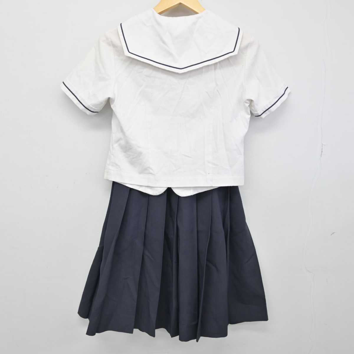 【中古】 学校名不明 女子制服 3点 (セーラー服・スカート) sf053447