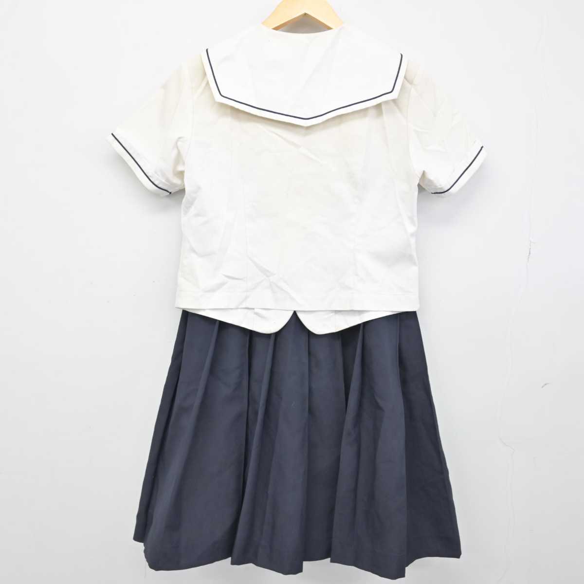 【中古】 学校名不明 女子制服 2点 (セーラー服・スカート) sf053448